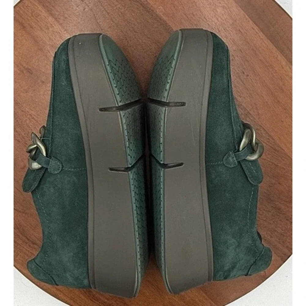 NAKED FEET Princeton Emerald Suede Chunky Chain PLatform Loafer Women's Size 9.5